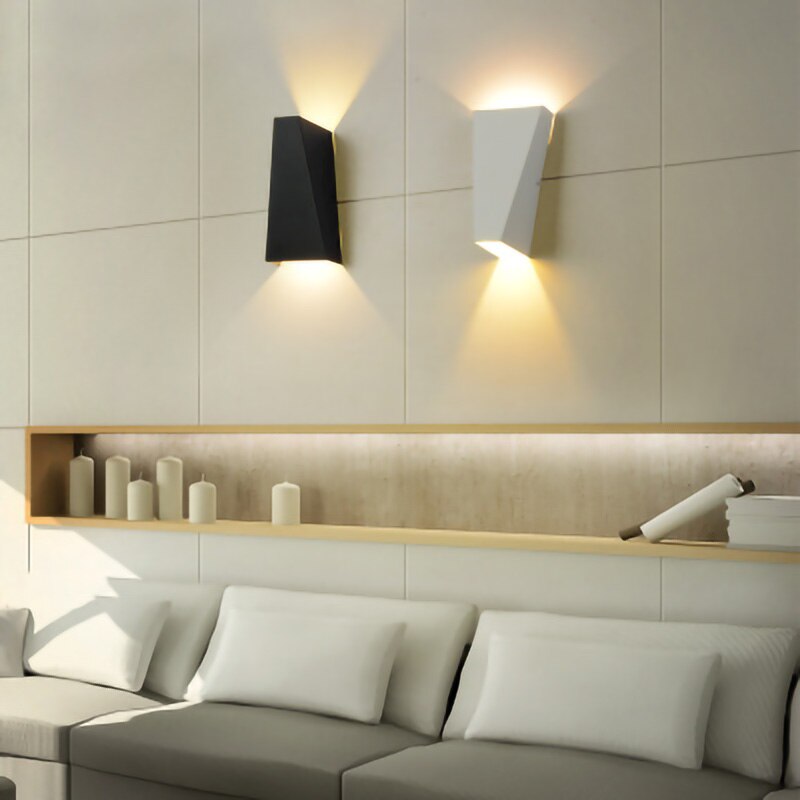 Moderne geometrische LED-Wandlampe