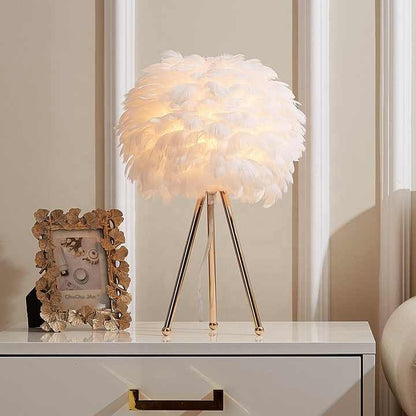 MissFeather Luxus Tischlampe – Lampenschirm aus Federn mit Dimmfunktion