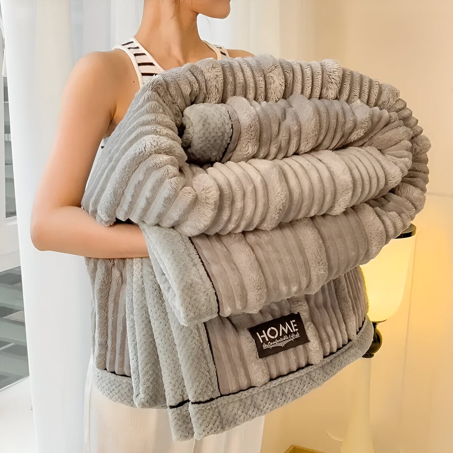 Fleece-Decke mit vintage Streifenmuster für gemütliche Wohnkultur
