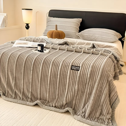 Fleece-Decke mit vintage Streifenmuster für gemütliche Wohnkultur