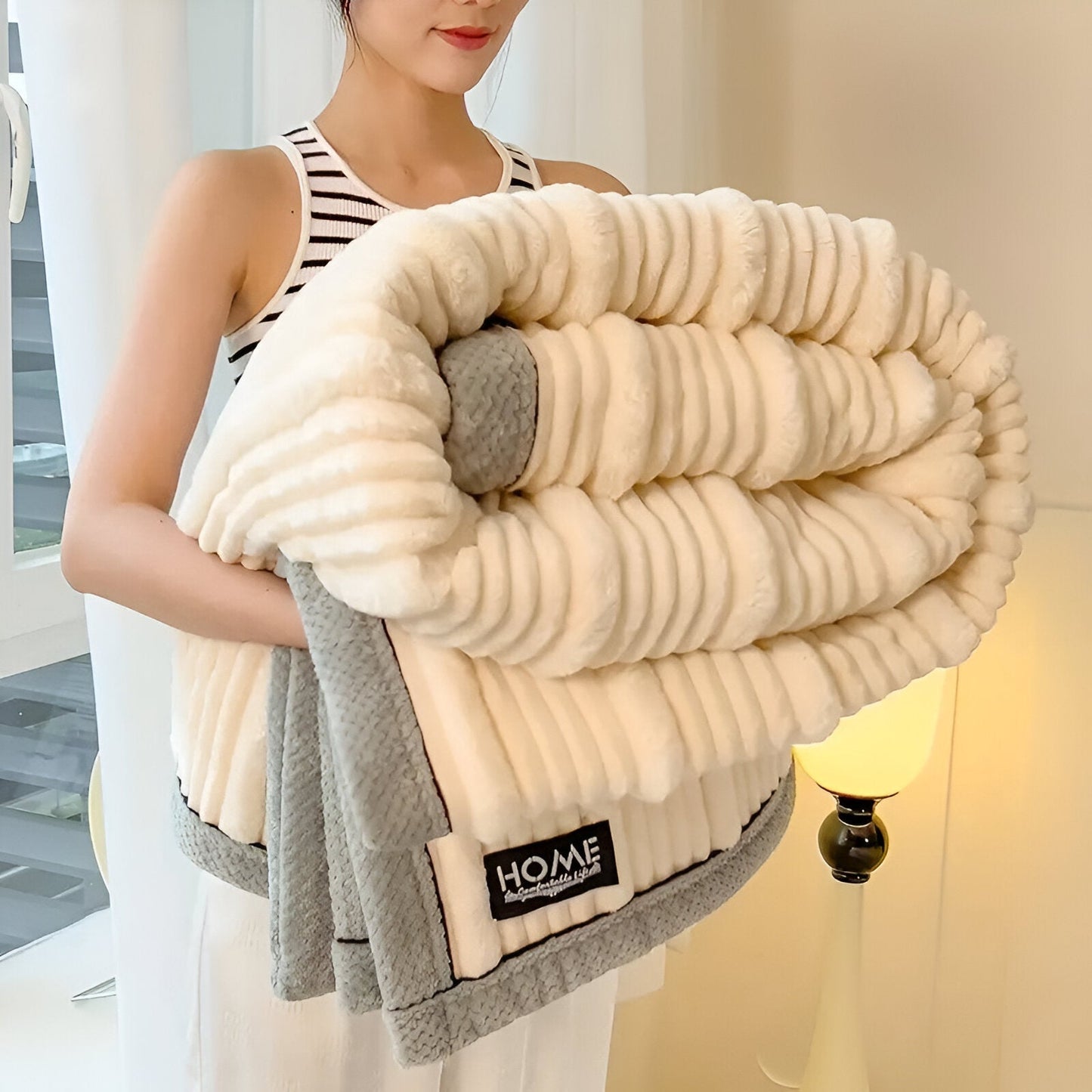 Fleece-Decke mit vintage Streifenmuster für gemütliche Wohnkultur