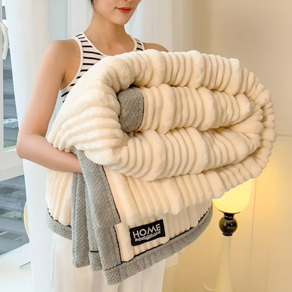 Fleece-Decke mit vintage Streifenmuster für gemütliche Wohnkultur