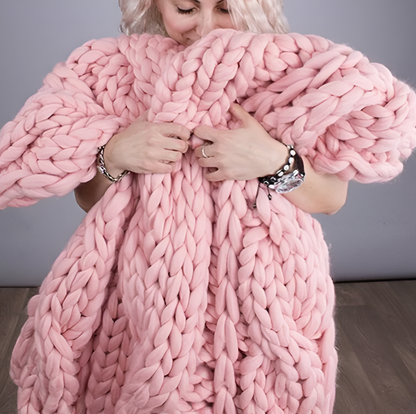 BraidKnit Plaid - Stylisch, Dicke, Atmungsaktive Fleece-Decke mit Flechtmuster