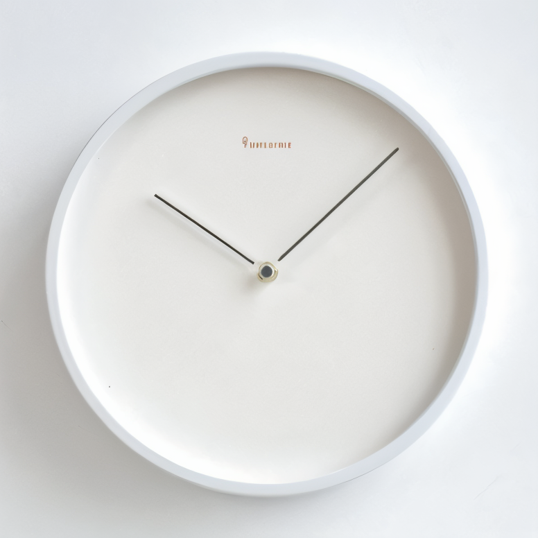 Circ O'Clock - Elegante Weiße Metall Wanduhr