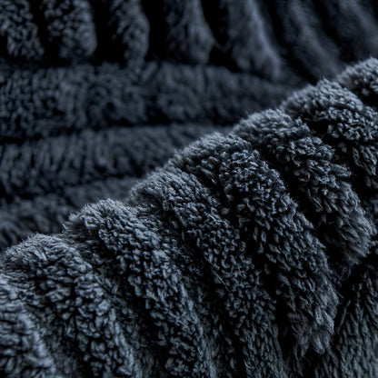 CushShield - Weich, Rutschfester Shu Samt Sofabezug