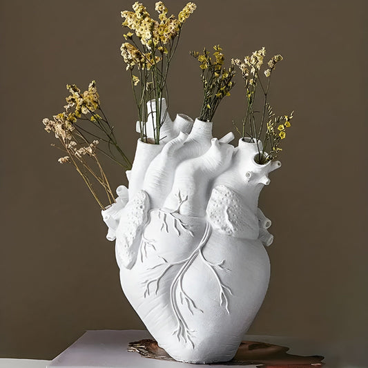 Herzförmige Vase aus Naturmaterialien | HeartBloom