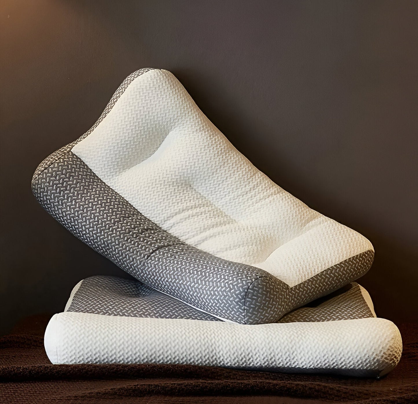 PolyePlush Kopfkissen - Premium Komfort Nackenkissen für Schmerz & Müdigkeit Linderung
