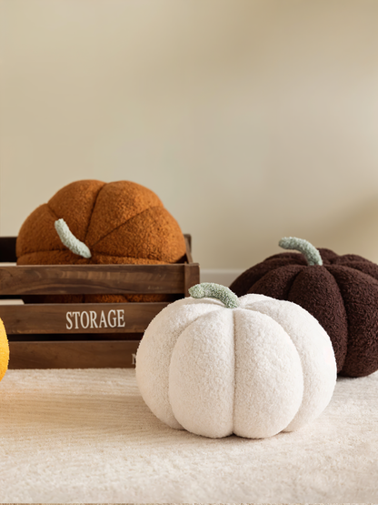Pumpkin Cush - Texturiertes Kürbis Plüschkissen