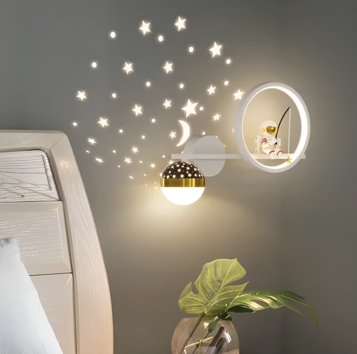 Garduru- Kinder-Wandleuchte- Astronaut Star Projector LED-Nachtlicht