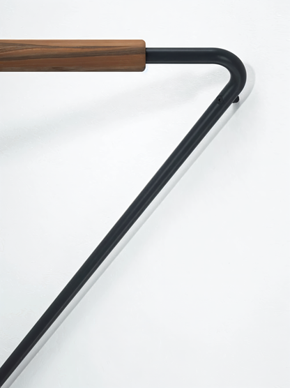 Triad Garderobenständer - Geometrische Mehrzweckgarderobe aus Metall