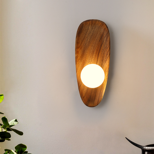 Garduru Holz Wandlampe – Eine Mischung aus rustikaler Charm und moderner Einfachheit