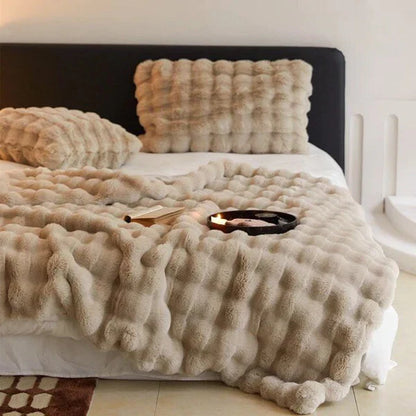 FurLuxe – Luxuriöser Faux Fur Kissenbezug für stilvollen Komfort
