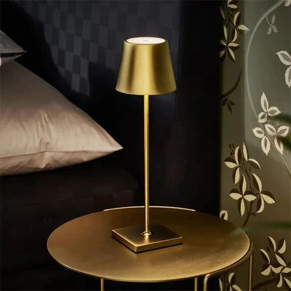 LumiFlex – Luxuriöse kabellose Tischlampe mit einstellbarer Beleuchtung