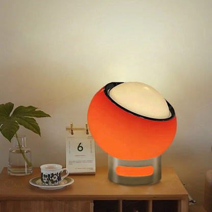 OpalGlow – Minimalistische Bauhaus Tischlampe mit elegantem Opalglanz