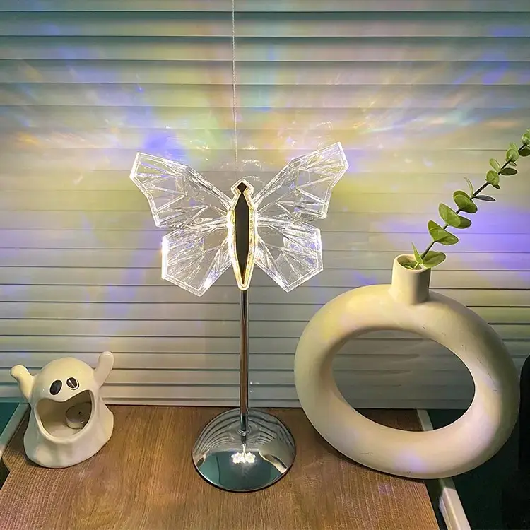 Garduru Kristall Tischlampe – Verzauberndes Licht für eine traumhafte Atmosphäre