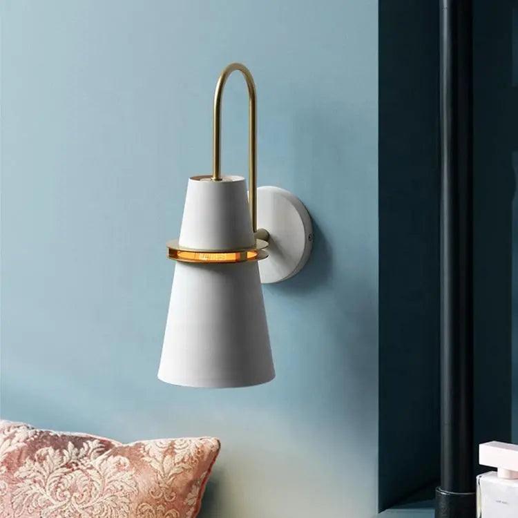 Garduru | Sophisticated & Warm Nordic Wandlampe