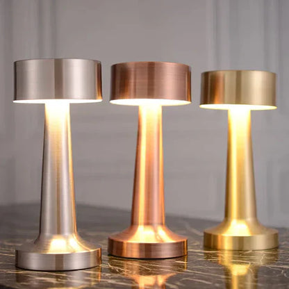 LuxGlow Tischlampe – Eleganz und Funktionalität für Ihre Räume