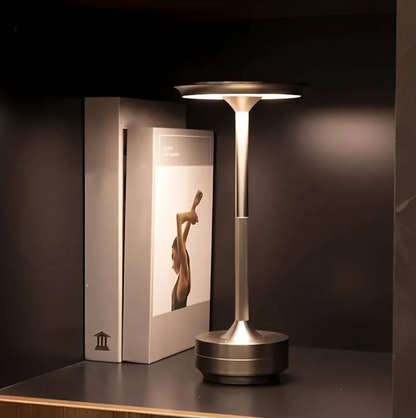 Garduru Tischlampe – Zeitlose Eleganz für jeden Moment