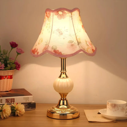Garduru Nordic Tischlampe – Zeitlose Eleganz trifft auf moderne Funktionalität