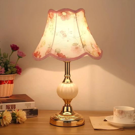 Garduru Nordic Tischlampe – Zeitlose Eleganz trifft auf moderne Funktionalität