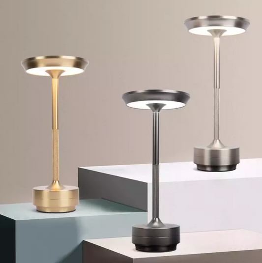 Garduru Tischlampe – Moderne Eleganz und Qualität vereint