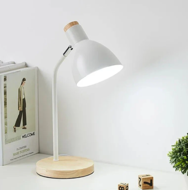 Garduru und Metall Schreibtischlampe – Funktionale und stilvolle Beleuchtung für Ihren Arbeitsplatz