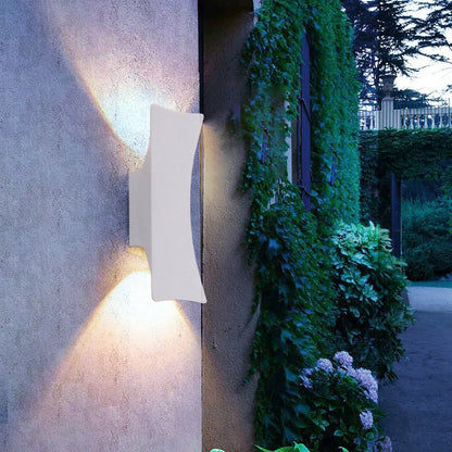 Garduru Minimalistische Außenlampe für zeitgemäße Gärten