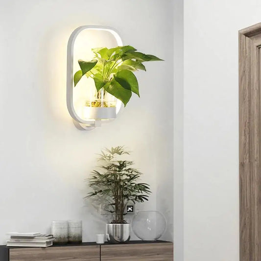 Lumora Pflanzen Wandlampe – Elegante Innenbeleuchtung mit integriertem Pflanzenhalter
