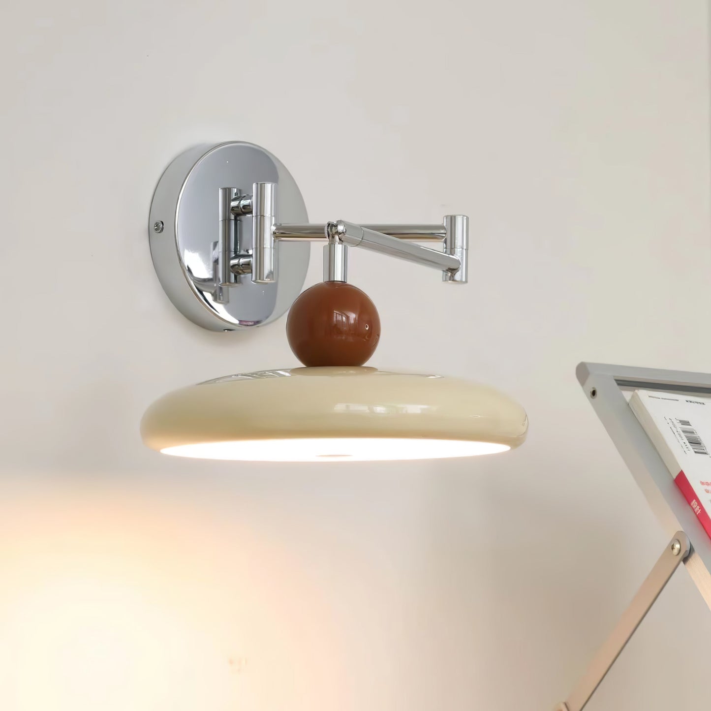 Wandlampe Swing Arm Lola - Moderne Applique mit verstellbarem Arm und integrierter LED