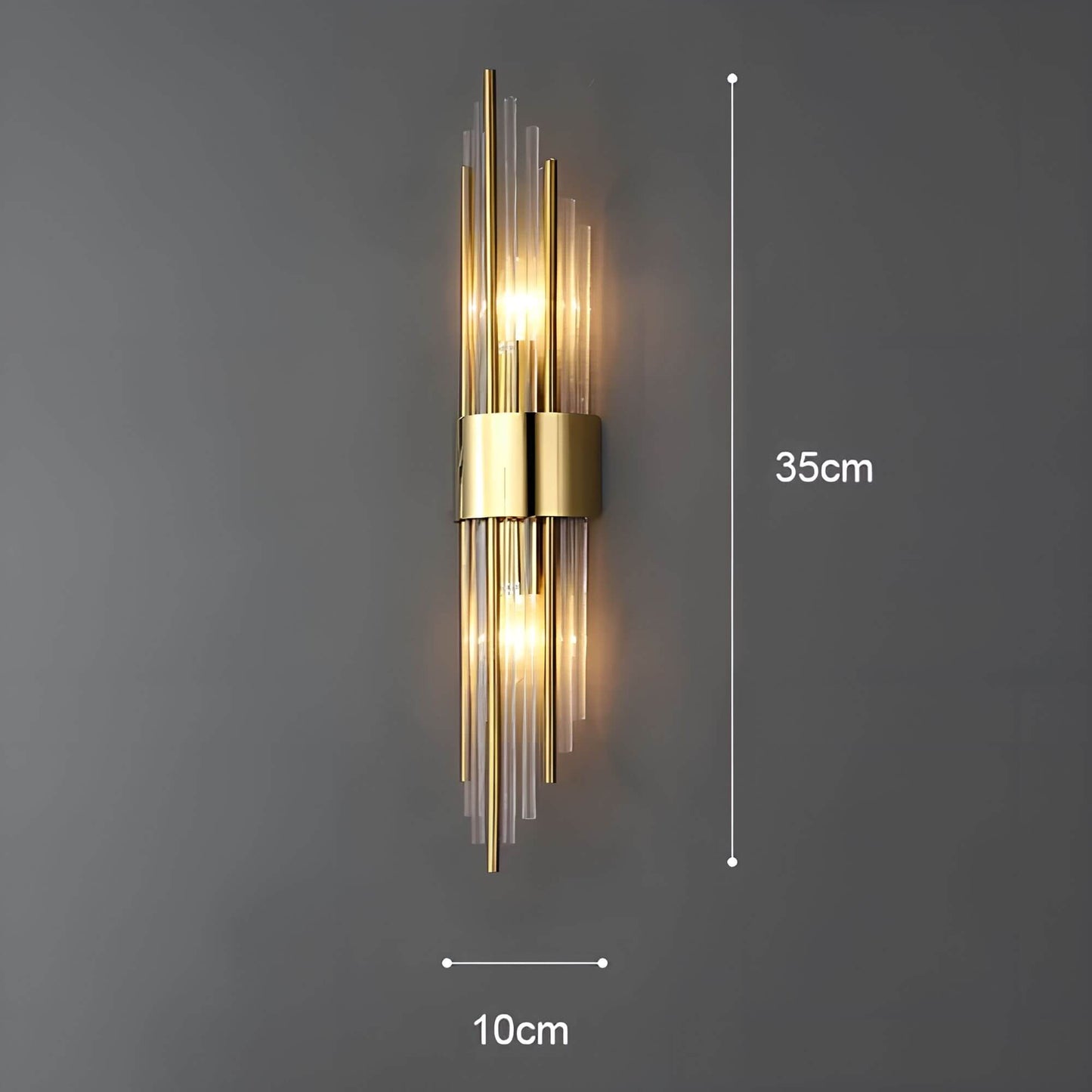 Wandleuchte mit funkelnden Kristallen