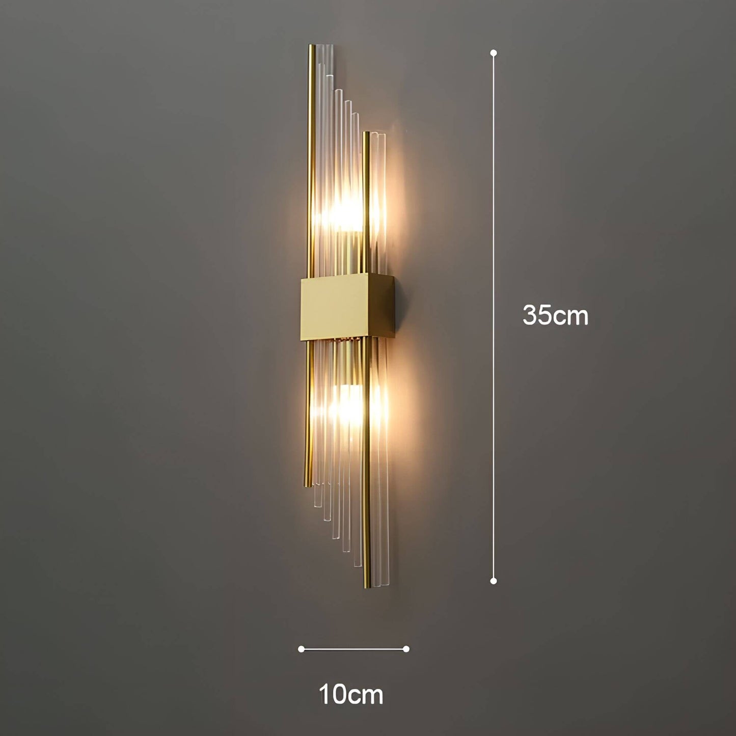 Wandleuchte mit funkelnden Kristallen