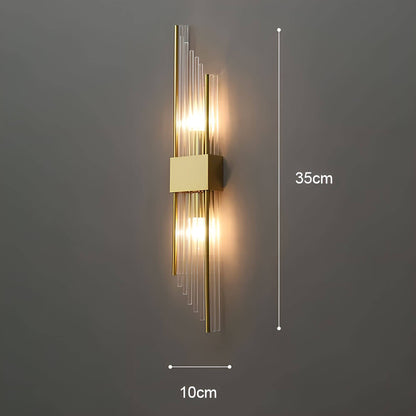 Wandleuchte mit funkelnden Kristallen