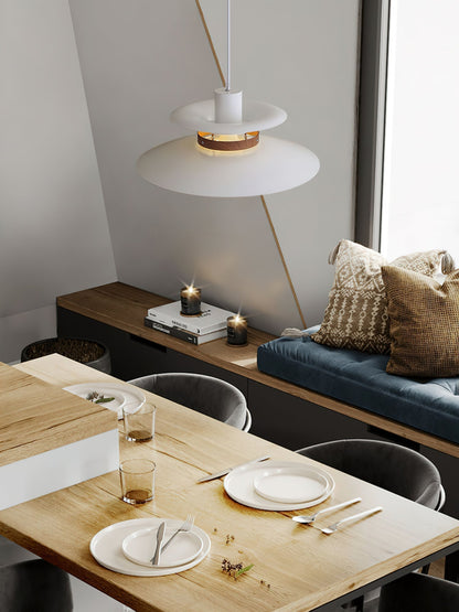 Aufhängung Mercero – Elegantes Design mit LED, Materialien von höchster Qualität