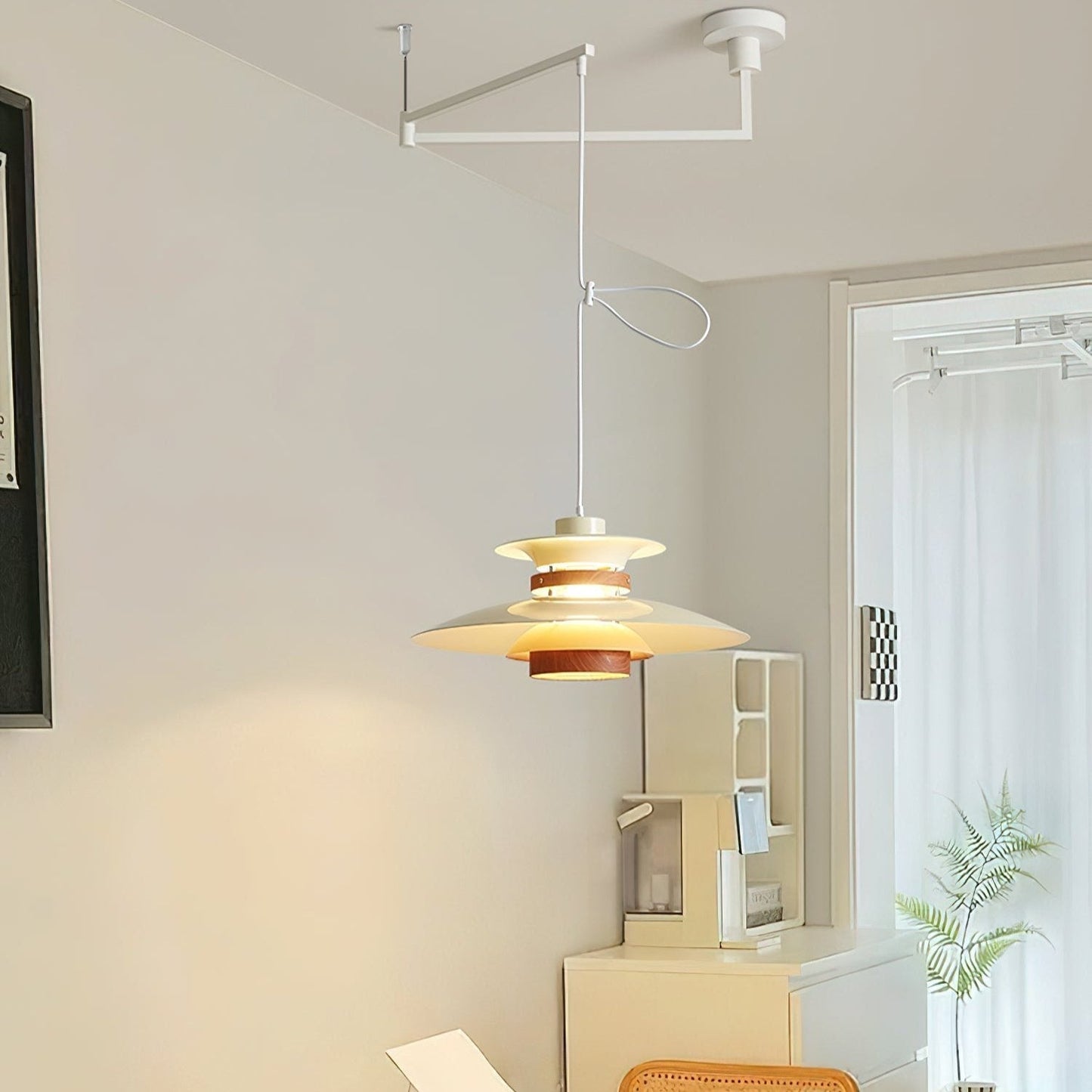 Garduru Pendelleuchte mit Schwenkarm | Modernes Design | Höhenverstellbare LED-Lampe | Esszimmer & Büro