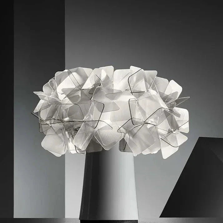 Garduru | Modernes Design Tischlampe