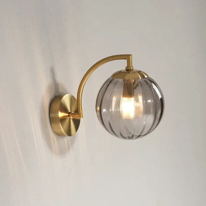 Moderne Wandleuchte für elegante Beleuchtung | CrystalGlow
