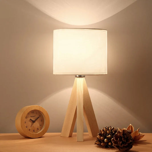 LumiWood – Moderne Holz-Tischlampe mit warmer, natürlicher Eleganz