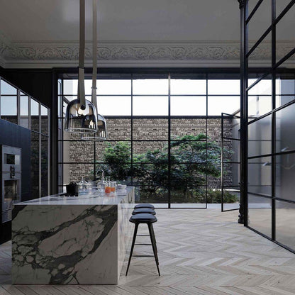 Suspension Mona Minimalistisch aus Metall und Glas - Elegante LED-Beleuchtung für Wohnzimmer und Esszimmer