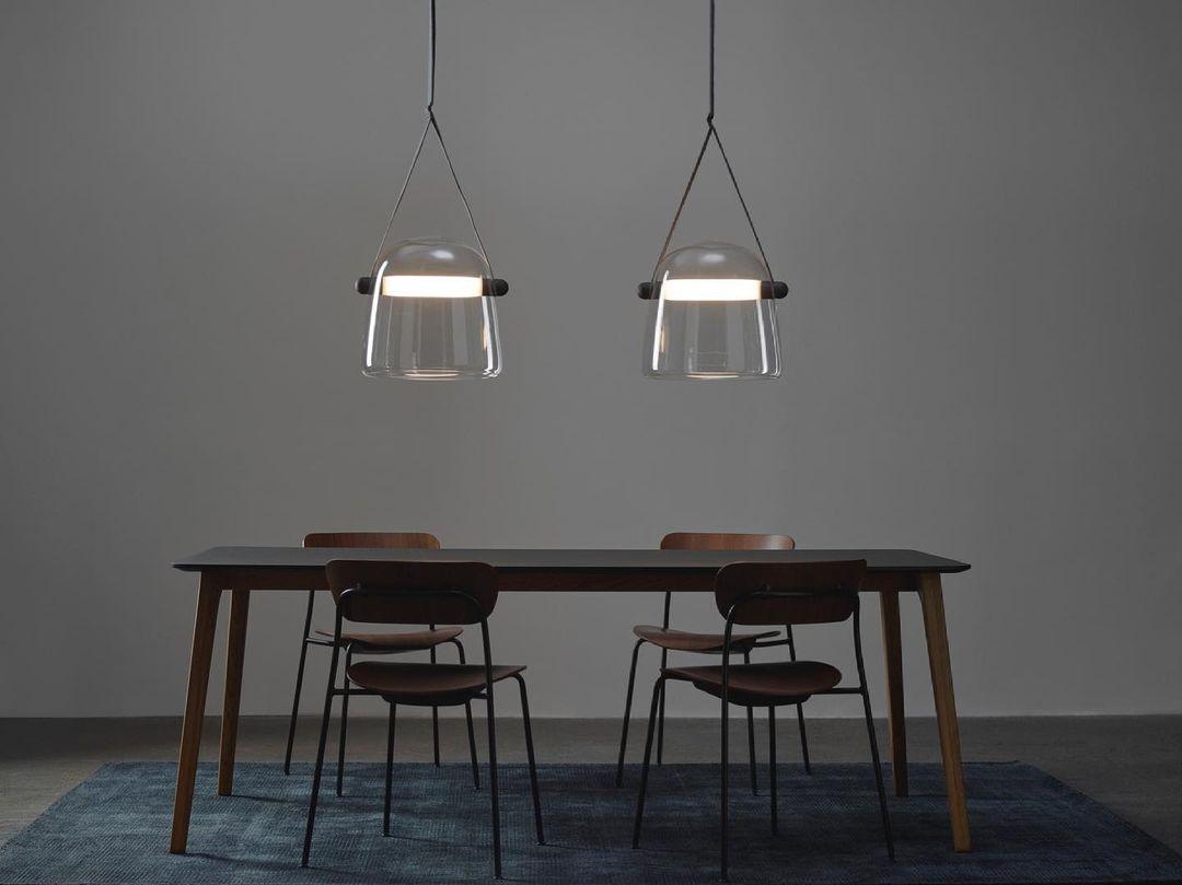 Suspension Mona Minimalistisch aus Metall und Glas - Elegante LED-Beleuchtung für Wohnzimmer und Esszimmer