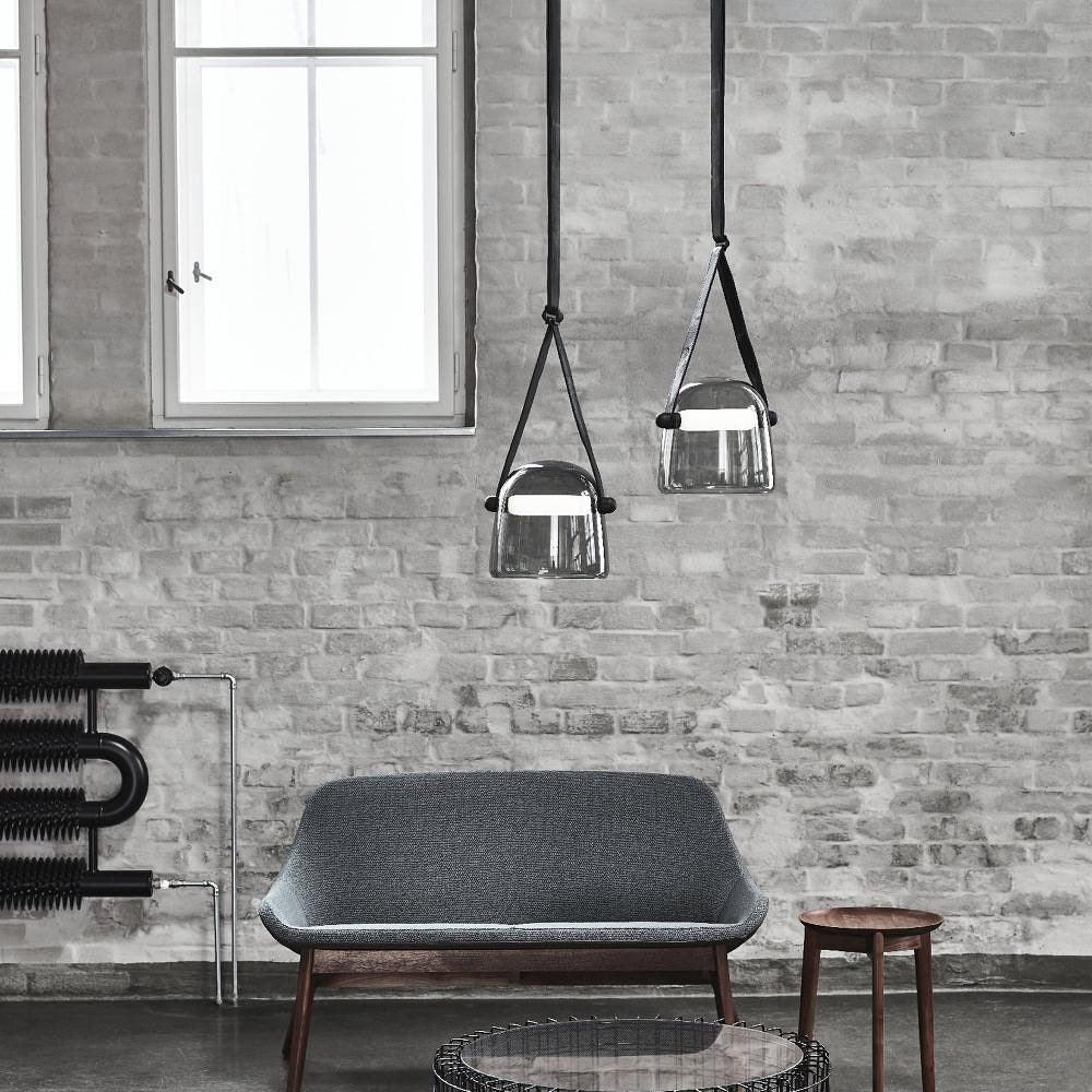 Suspension Mona Minimalistisch aus Metall und Glas - Elegante LED-Beleuchtung für Wohnzimmer und Esszimmer