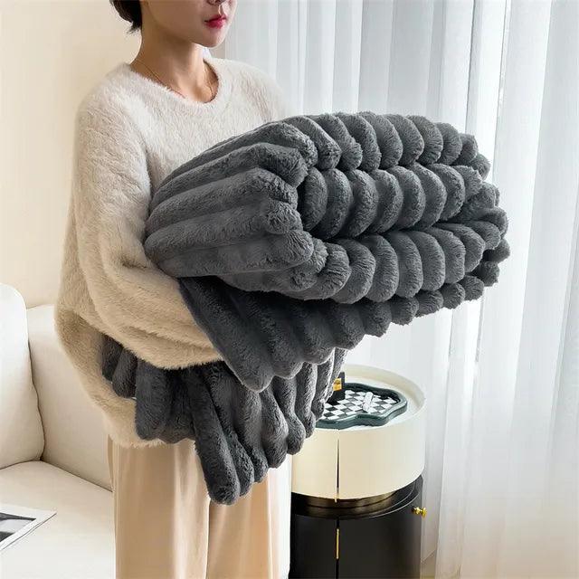 Gerippte Plüsch Chenille Wurfdecke