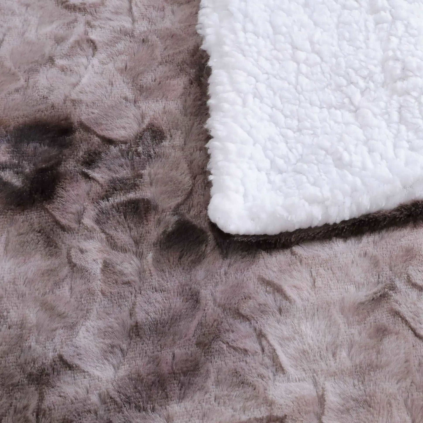 CloudLuxe – Doppel-Lagige Flauschige Bettdecke mit Luxuriösem Komfort