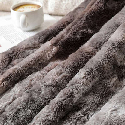 CloudLuxe – Doppel-Lagige Flauschige Bettdecke mit Luxuriösem Komfort