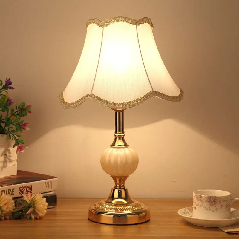 Garduru Tischlampe im nordischen Vintage-Stil | Retro Design | Stimmungslicht für Zuhause
