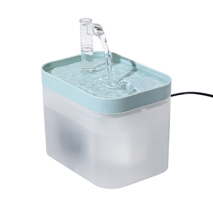 Tier Wasser Spender für sauberes und frisches Wasser