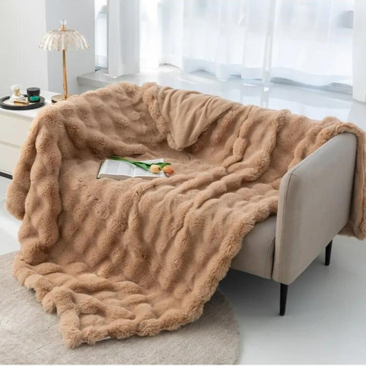 Garduru - Plüschige, elegante, warme Kuscheldecke