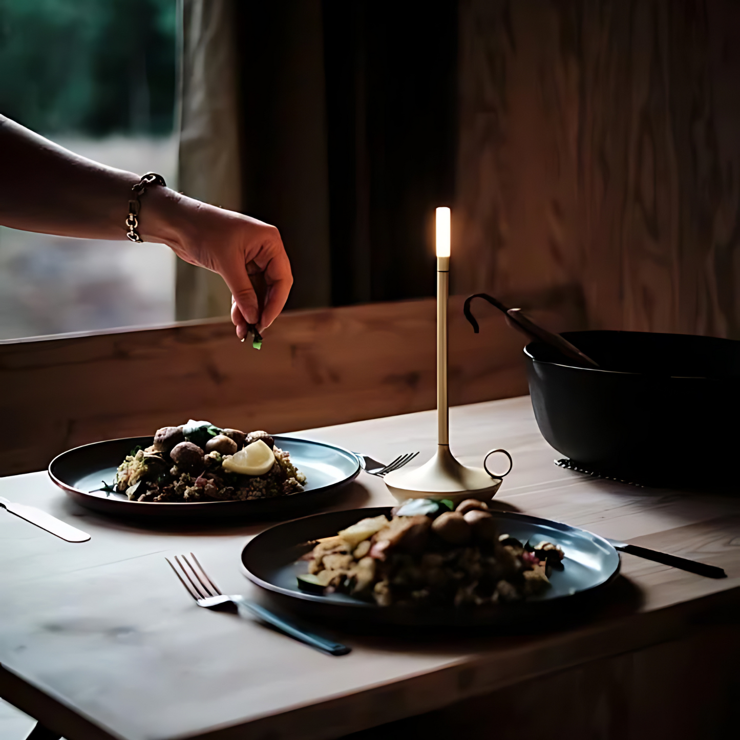 Wiederaufladbare handgefertigte Lampe mit sanfter ambienter Beleuchtung