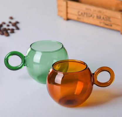 OrbitRing - Glas-Tasse mit einzigartigem Ringgriff
