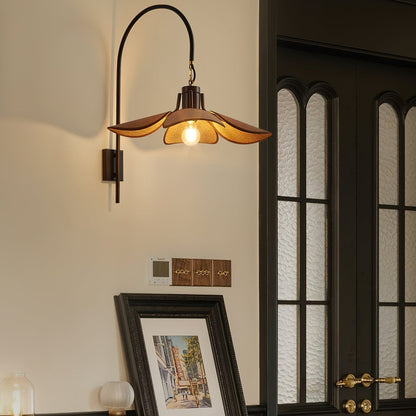 Applikation Petal Bloom – Elegante Wandlampe in Form von Blütenblättern