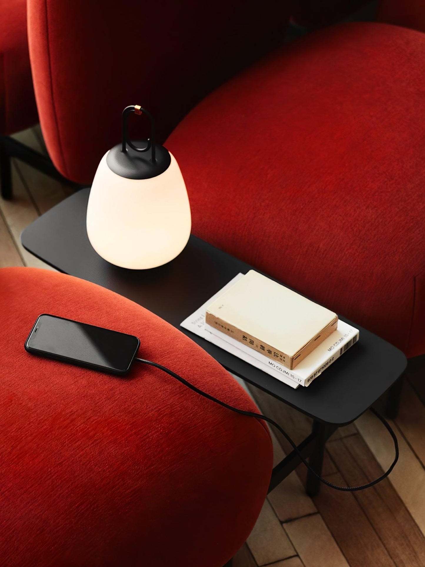 Portable Tischlampe mit USB-Aufladung – Elegantes skandinavisches Design und dimmbares Licht